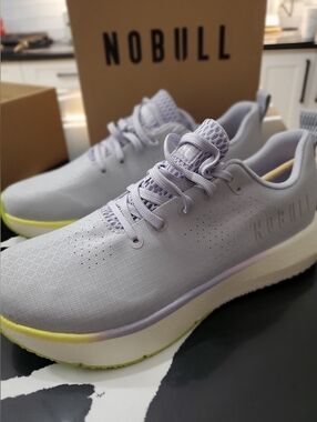 NIB- NOBULL Harbour GreyTraining Sneakers- Lime Trim Sz.9.5 Fit more like 10